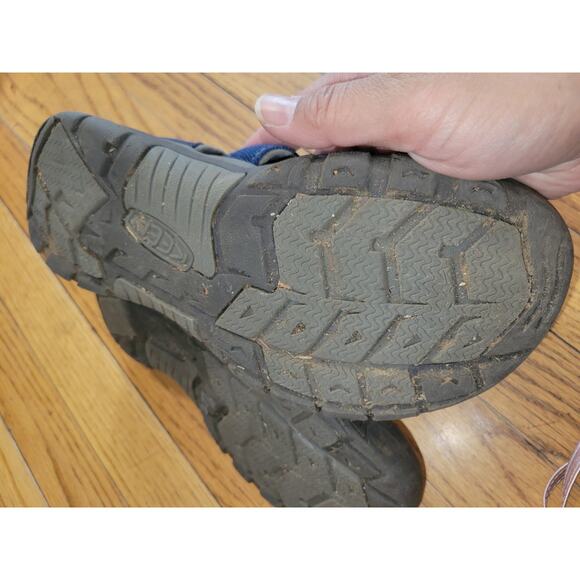 Keen Newport H2 Mens 7 Hiking Waterproof Shoes Sandals Blue